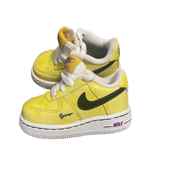 NWOT NIKE Air Force 1 Peace Love Basketball Athletic Shoe Toddler Size 4C Yellow - Picture 5 of 10
